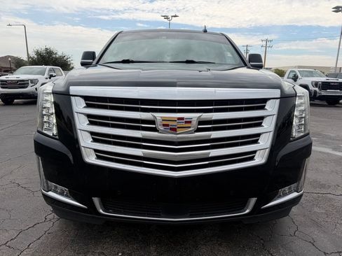 Used 2018 Cadillac Escalade ESV Platinum AWD/4WD image 8