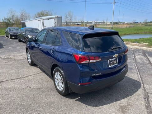 Used 2023 Chevrolet Equinox LS w/ LS Convenience Package image 5