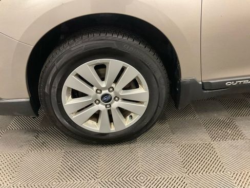 Used 2015 Subaru Outback 2.5i Premium w/ Popular Package #3 image 21