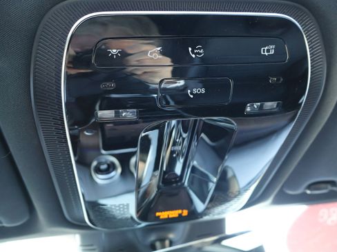 Certified 2025 Mercedes-Benz GLC 300 GLC 300W4 image 40