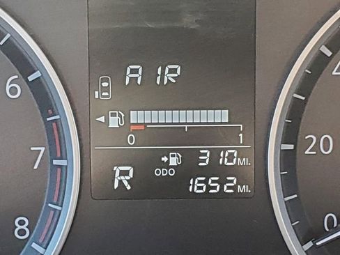 Certified 2025 Nissan Kicks Play S image 30