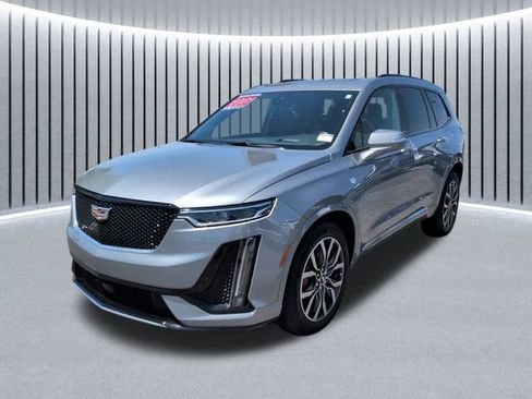 Certified 2023 Cadillac XT6 Sport w/ Platinum Package AWD/4WD image 13