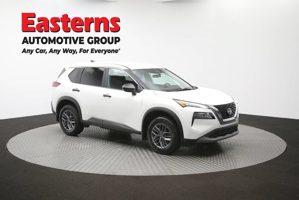 Used 2023 Nissan Rogue S AWD/4WD image 51