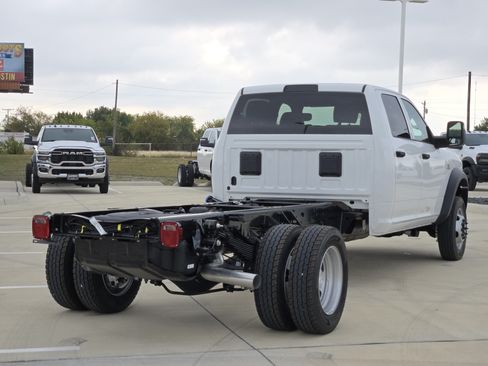New 2026 RAM 5500 Tradesman w/ Chrome Appearance Group AWD/4WD image 5
