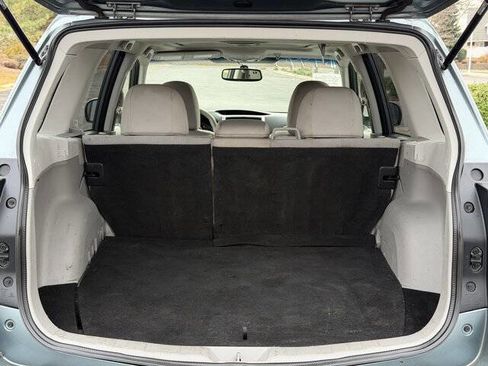 Used 2013 Subaru Forester 2.5X Premium w/ Popular Pkg 2 AWD/4WD image 9