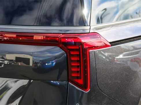 New 2026 Kia Carnival SX Prestige image 10