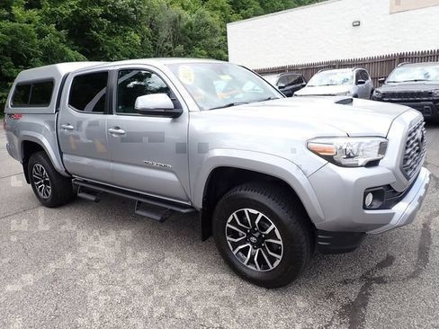 Used 2021 Toyota Tacoma TRD Sport AWD/4WD image 10