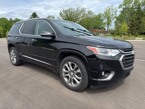 Used 2019 Chevrolet Traverse Premier AWD/4WD image 7
