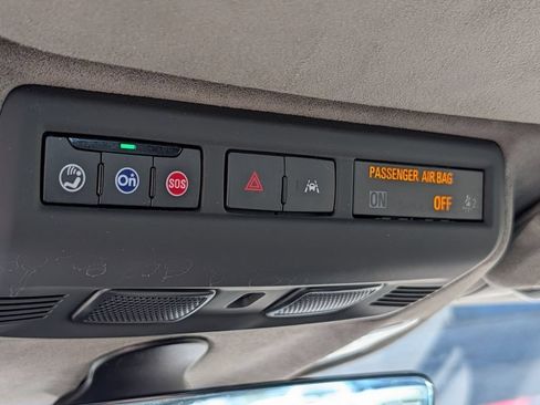 Used 2024 Chevrolet Corvette E-Ray AWD/4WD image 43