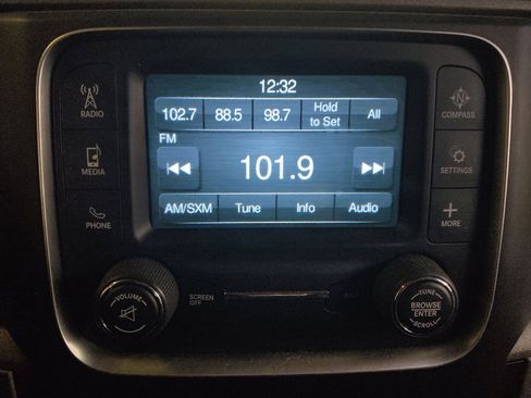 Used 2019 RAM 1500 Tradesman w/ Chrome Appearance Group AWD/4WD image 25