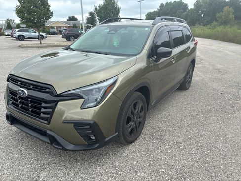 Used 2024 Subaru Ascent Onyx Edition AWD/4WD image 31