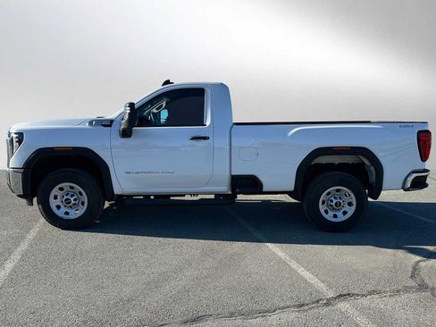 Used 2025 GMC Sierra 2500 Pro w/ 1SA Pro Safety Plus Package AWD/4WD image 6