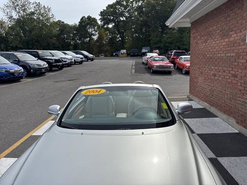 Used 2004 Lexus SC 430 Convertible image 7