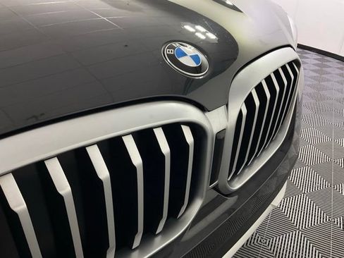 Used 2023 BMW X3 xDrive30i w/ Convenience Package AWD/4WD image 9
