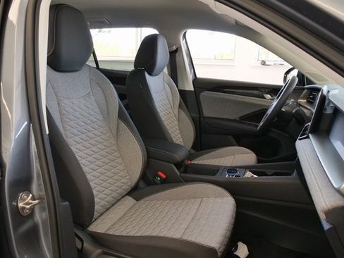 New 2026 Volkswagen Tiguan S image 15