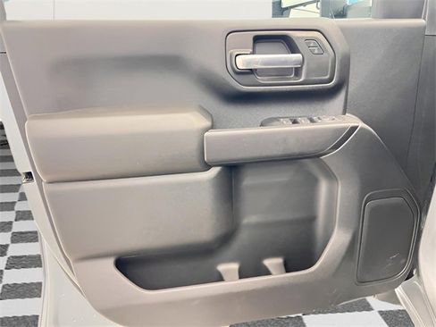 Used 2026 Chevrolet Silverado 2500 Custom w/ Custom Value Package image 11