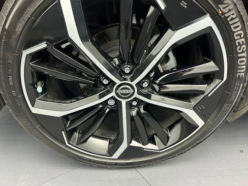 Used 2024 Nissan Altima 2.5 SR FWD image 35