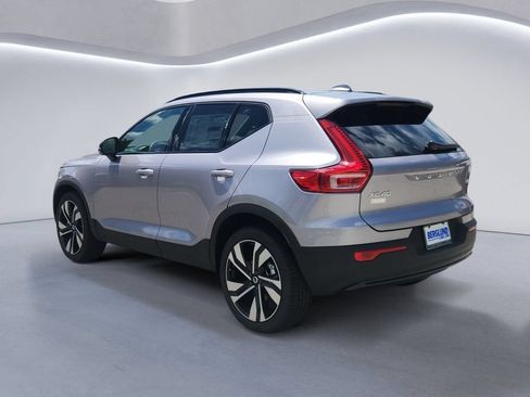 New 2026 Volvo XC40 B5 Ultra w/ Protection Package Premier AWD/4WD image 5