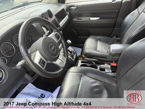 Used 2017 Jeep Compass High Altitude AWD/4WD image 9