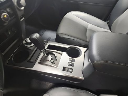 Used 2020 Toyota 4Runner Limited image 34