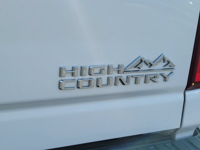 Certified 2021 Chevrolet Silverado 2500 High Country w/ Z71 Off-Road Package AWD/4WD image 9