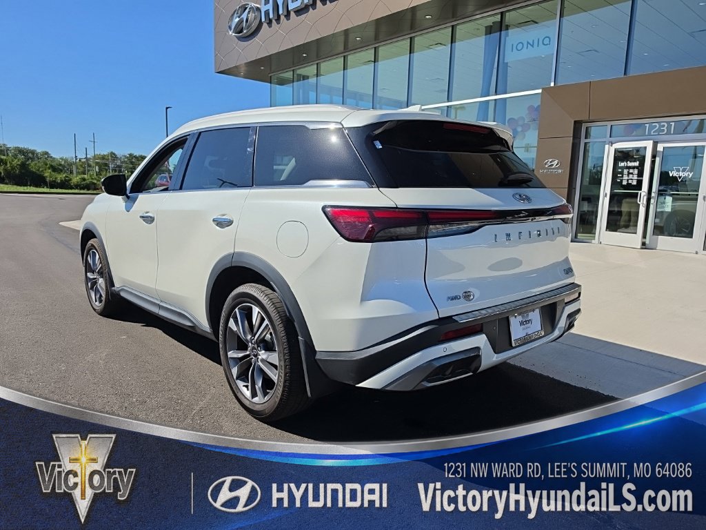 Used 2022 INFINITI QX60 Luxe w/ Cargo Package AWD/4WD image 3