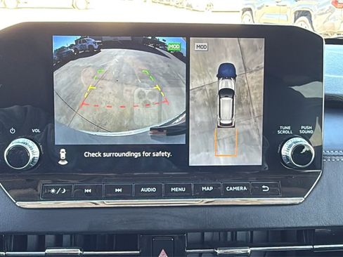 Used 2024 Mitsubishi Outlander SE image 23