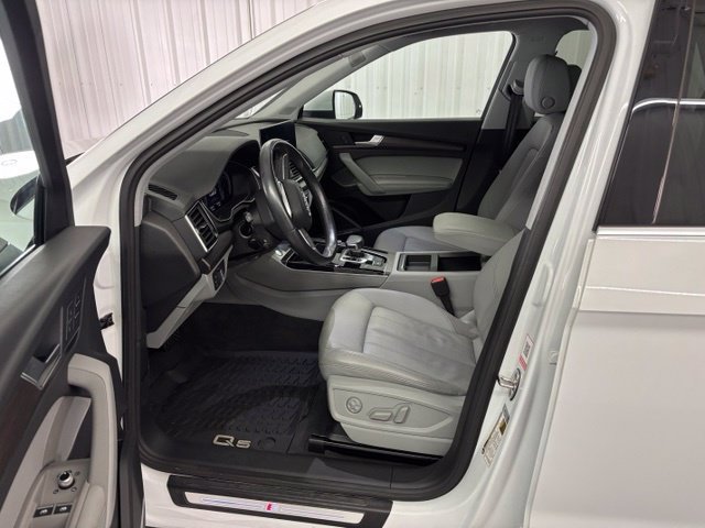 Used 2022 Audi Q5 2.0T Premium Plus AWD/4WD image 2
