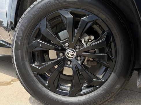 Certified 2022 Toyota RAV4 XSE AWD/4WD image 9
