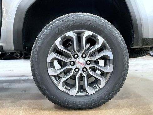 New 2026 GMC Canyon Denali image 22