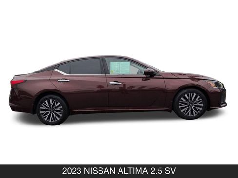 Used 2023 Nissan Altima 2.5 SV FWD image 6