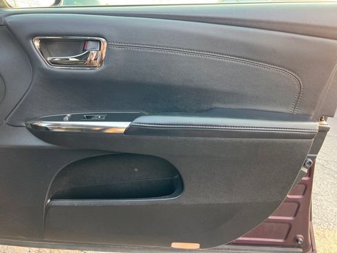 Used 2013 Toyota Avalon image 18