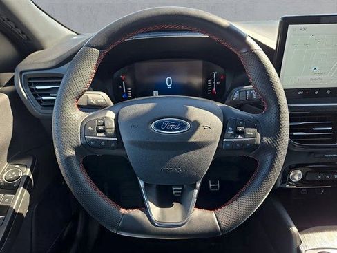 Certified 2024 Ford Escape ST-Line w/ Tech Pack #1 AWD/4WD image 10