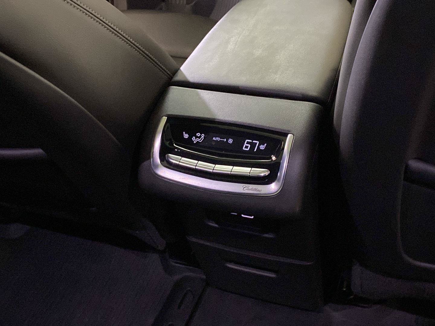 Certified 2024 Cadillac XT6 Premium Luxury w/ LPO, Floor Liner Package AWD/4WD image 20
