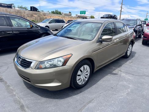 Used 2009 Honda Accord LX image 2