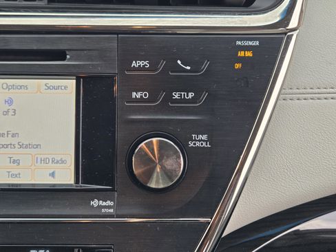 Used 2014 Toyota Avalon XLE Premium FWD image 17
