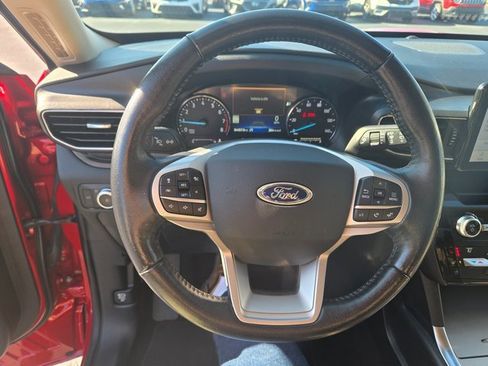 Used 2021 Ford Explorer Limited w/ Equipment Group 301A image 17