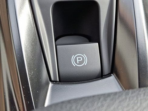 Used 2026 Toyota Camry SE image 24