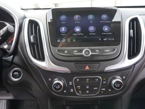 Used 2020 Chevrolet Equinox Premier image 19