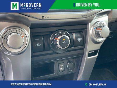 Used 2014 Toyota 4Runner SR5 AWD/4WD image 23