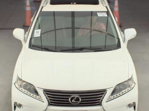 Used 2014 Lexus RX 350 AWD w/ Navigation Package image 4