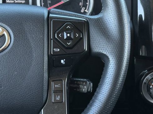 Used 2022 Toyota 4Runner TRD Off-Road image 16