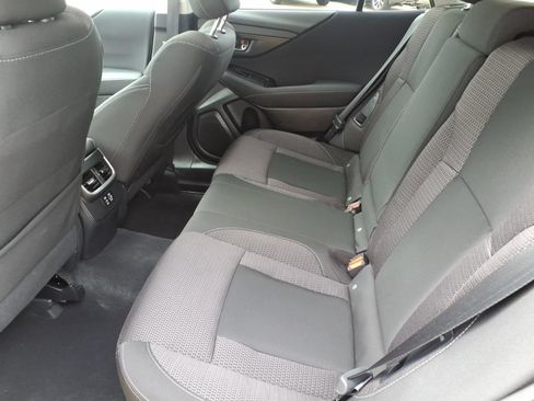 Used 2025 Subaru Outback Premium AWD/4WD image 21