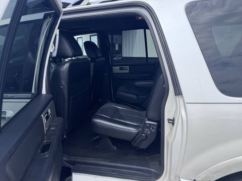 Used 2017 Ford Expedition EL Limited w/ Equipment Group 301A AWD/4WD image 13