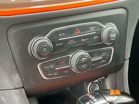 Used 2022 Dodge Charger GT RWD image 15