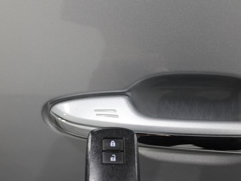 Used 2016 Toyota Tacoma Limited image 46