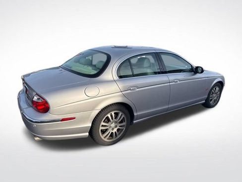 Used 2003 Jaguar S-TYPE 4.2 RWD image 3