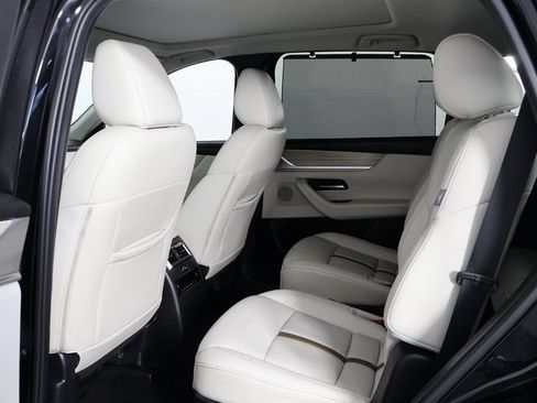Certified 2024 MAZDA CX-90 Plug-In Hybrid w/ Premium Plus AWD/4WD image 8