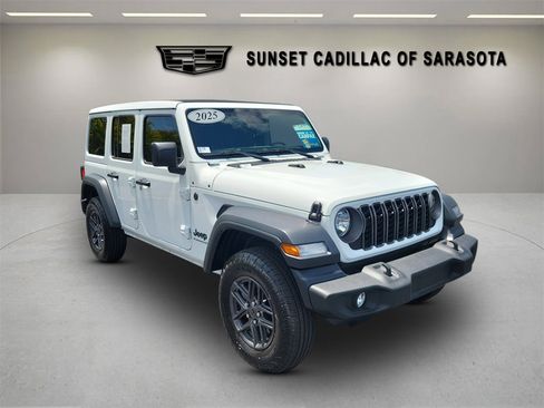 Used 2025 Jeep Wrangler Unlimited Sport AWD/4WD image 1