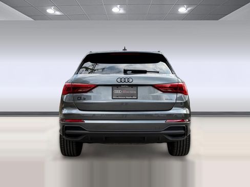 Certified 2025 Audi Q3 2.0T Premium Plus w/ Premium Plus Package image 10